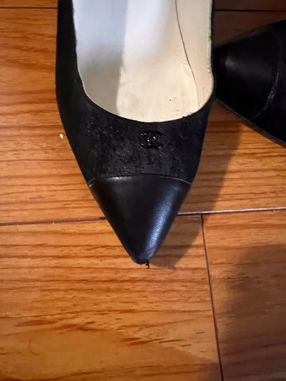 CHANEL Black Pointed Toe Suede and Leather Pumps - Picture 4 of 5